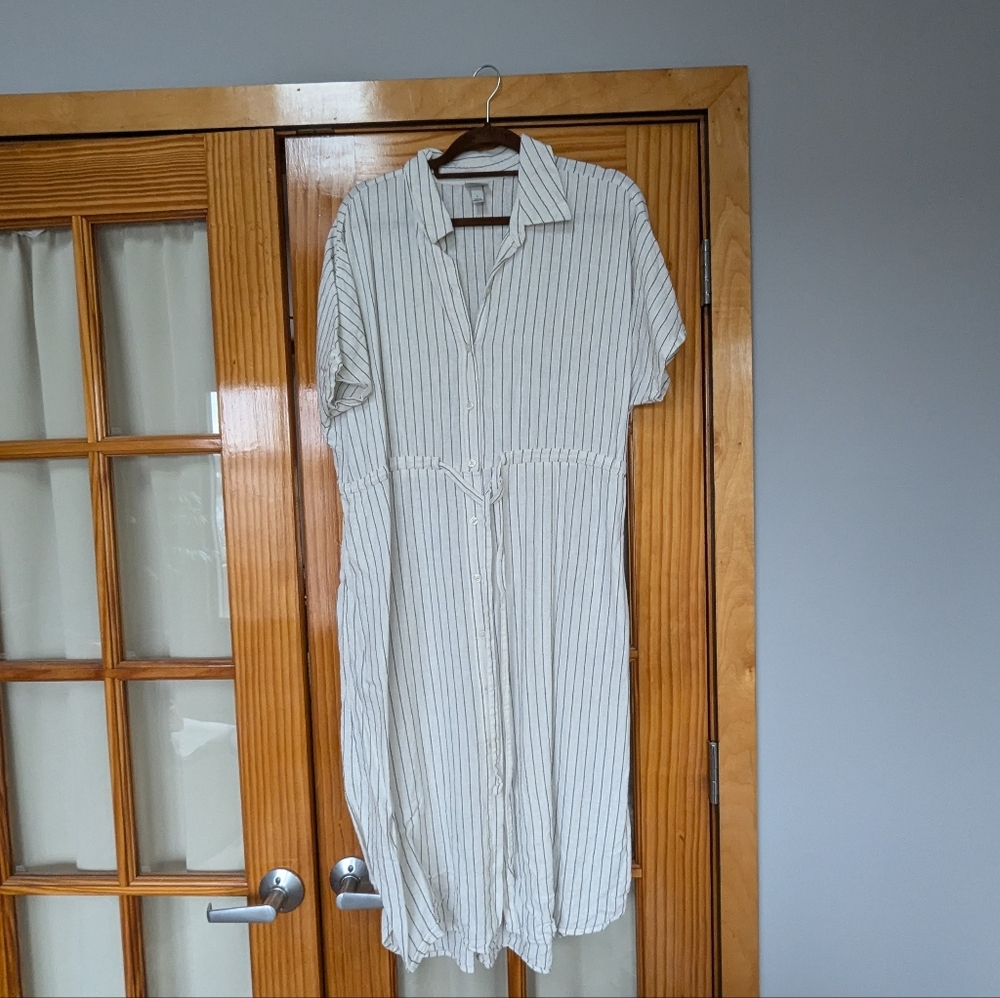 A New Day white and black stripe midi button down dress
